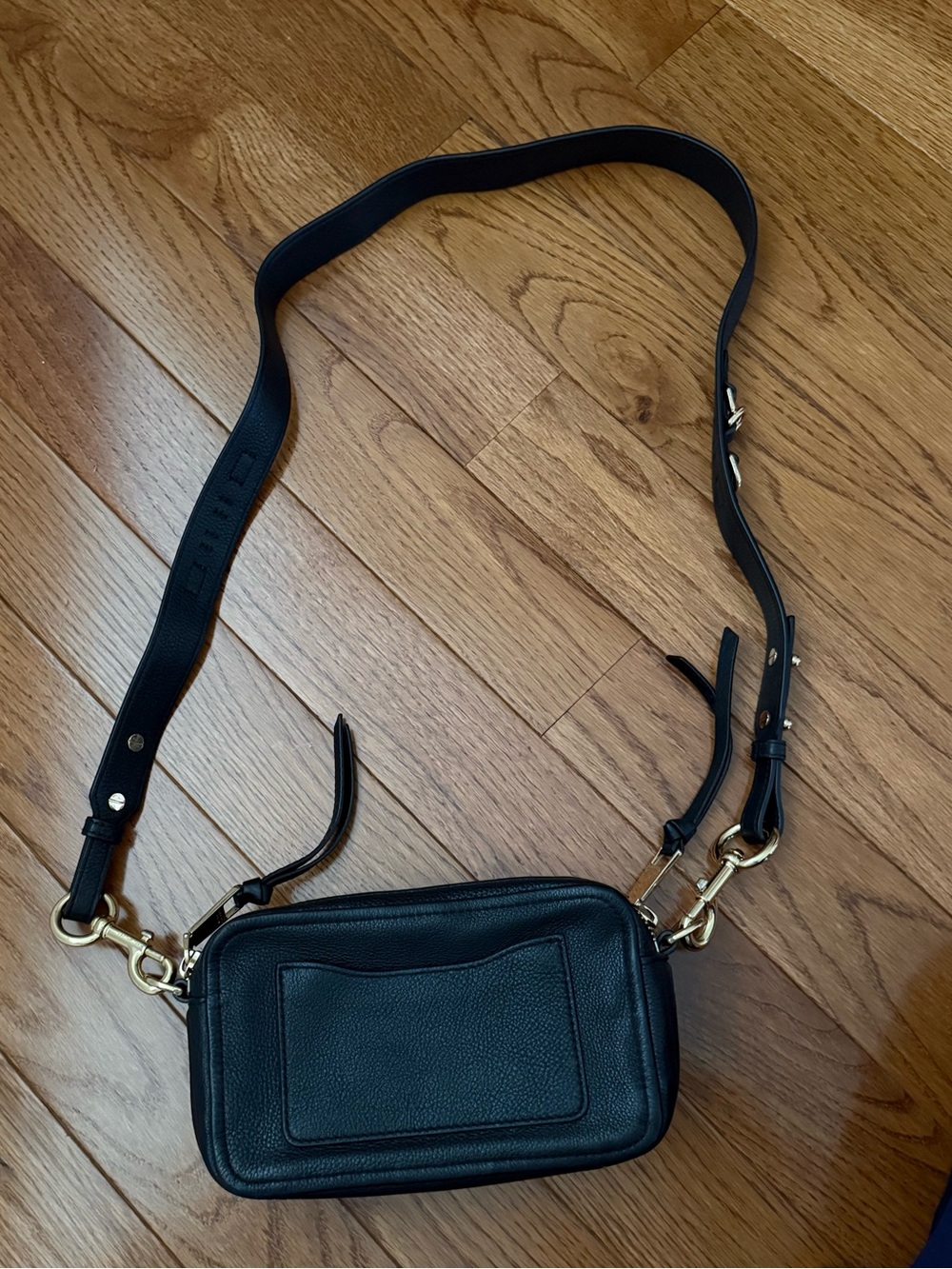 Marc Jacobs Black Leather Double J Crossbody Camera Bag with Gold Hardware - Picture 5 of 7